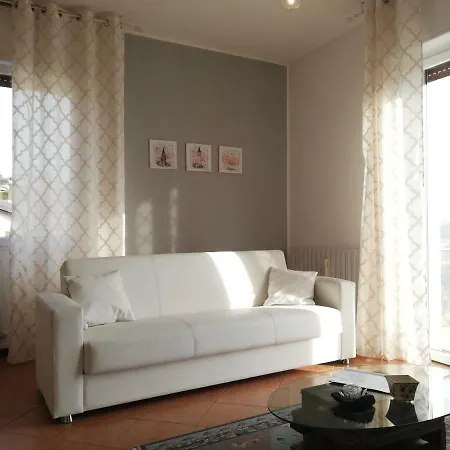 Ricky Apartment